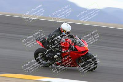 media/Jan-15-2023-SoCal Trackdays (Sun) [[c1237a034a]]/Bowl (1125am)/